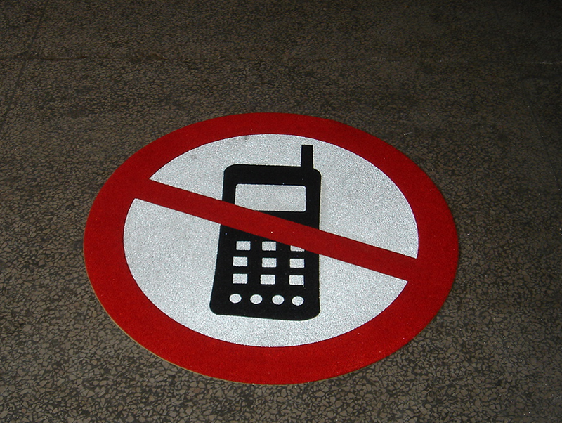 防滑警示地贴-圆形禁止使用手机